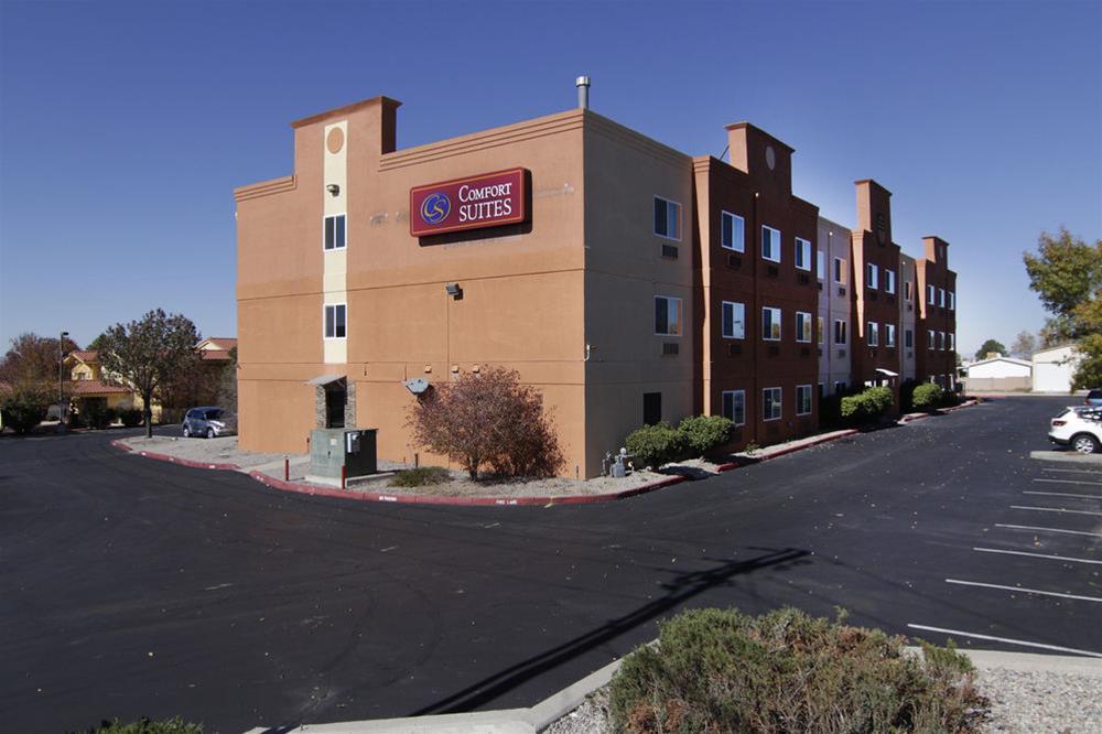 Comfort Suites Albuquerque-North Journal Center Exterior photo